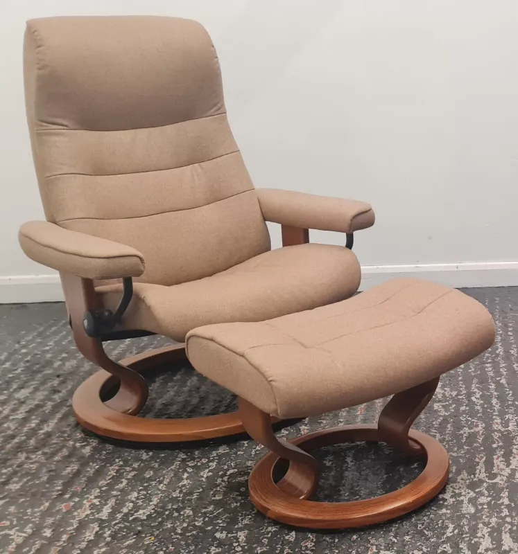 Ekornes Stressless Recliner Swivel Fabric Chair Beige