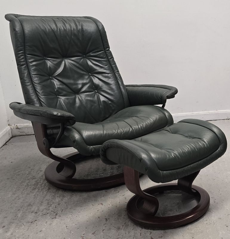 Ekornes Stressless Mayfair Leather Recliner Chair and Footstool