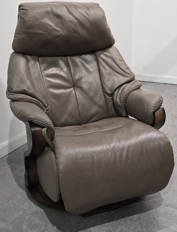 Himolla Chester Recliner Leather Chair Integral Footrest MAXI