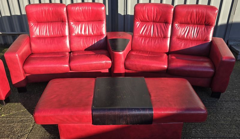 Stressless Leather 4 Seater Cinema Sofa Suite, Plus 2 Chairs &amp; Ottoman