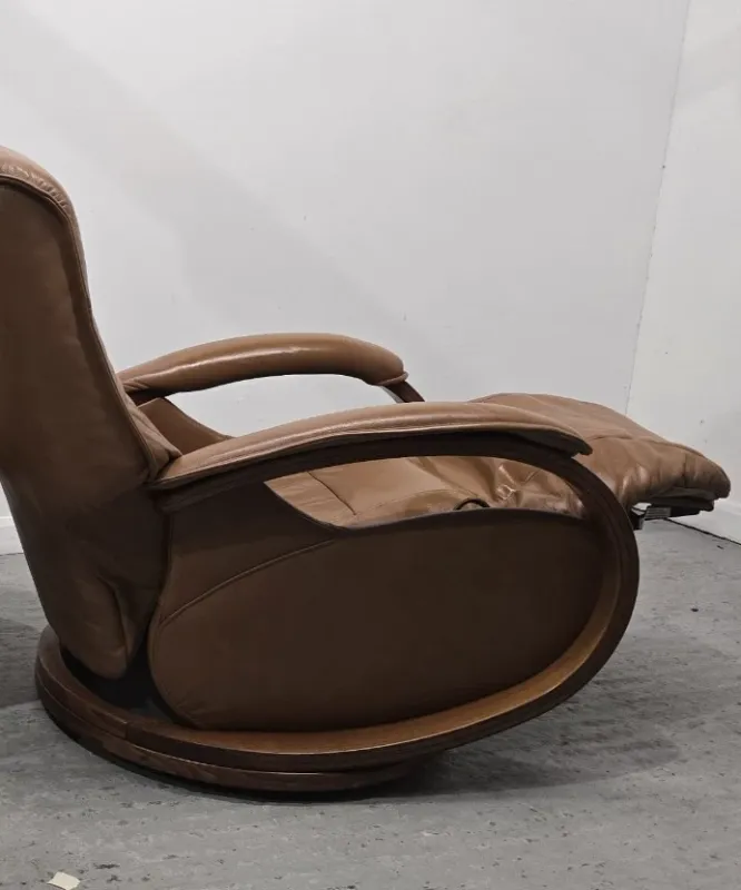 Himolla Rhine Swivel Recliner Leather Chair With Integral Footrest