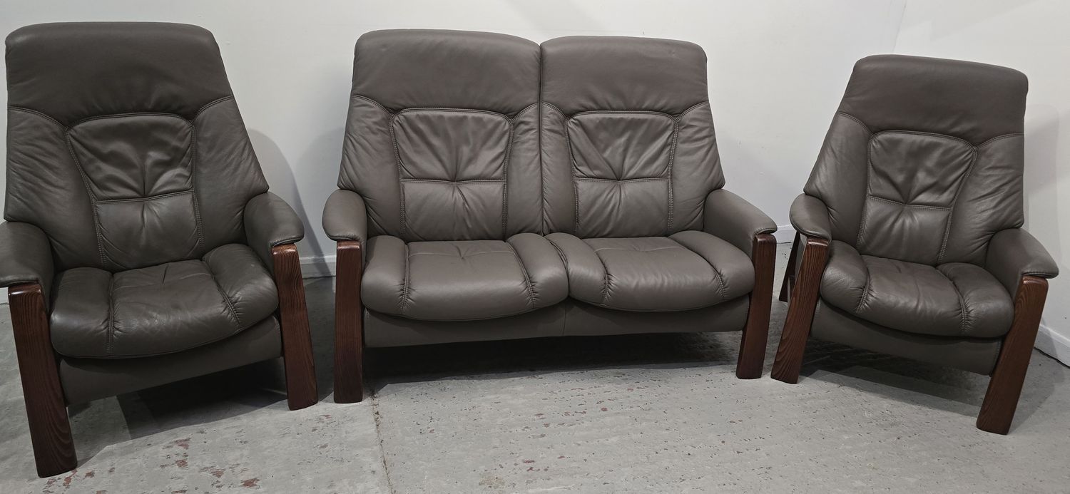 Himolla Leather 2 Seater Recliner Sofa &amp; 2 Recliner Chairs