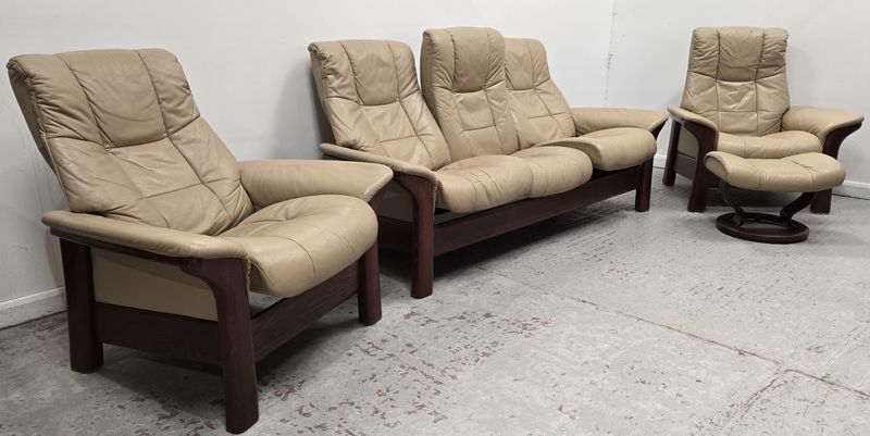 Ekornes Stressless 3 Seater Recliner Leather Sofa + 2 Recliner Chairs