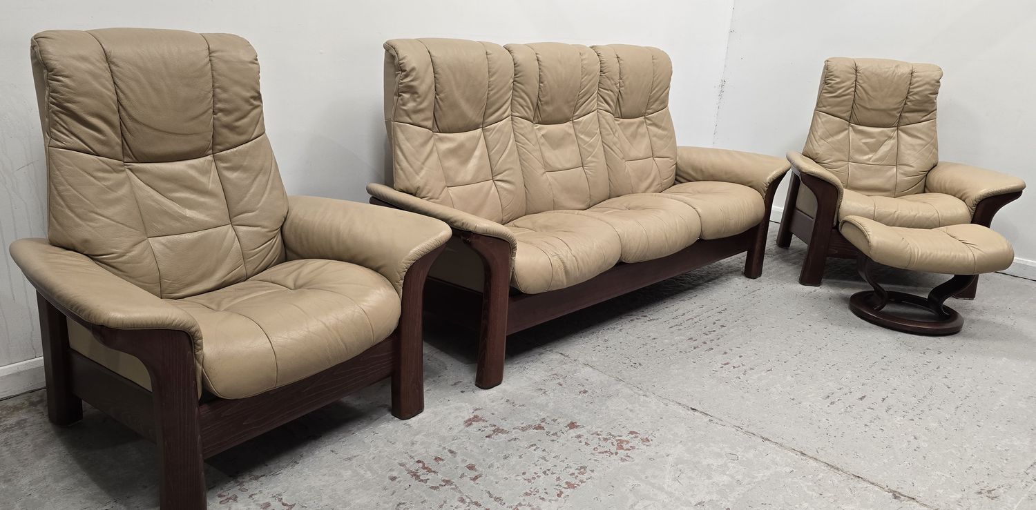Ekornes Stressless 3 Seater Recliner Leather Sofa + 2 Recliner Chairs