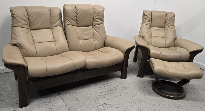 Ekornes Stressless 2 Seater Reclining Sofa &amp; Recliner Chair + Footstool