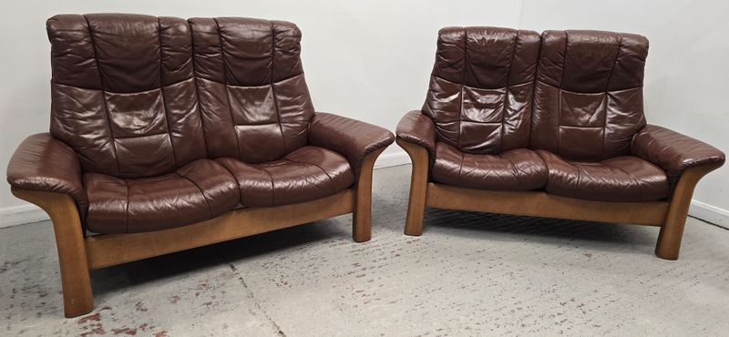 Ekornes Stressless Mayfair Reclining 2 x 2 Seater Sofas