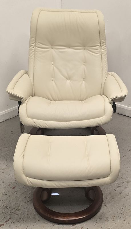 Ekornes Stressless Recliner Swivel Leather Chair &amp; Footstool
