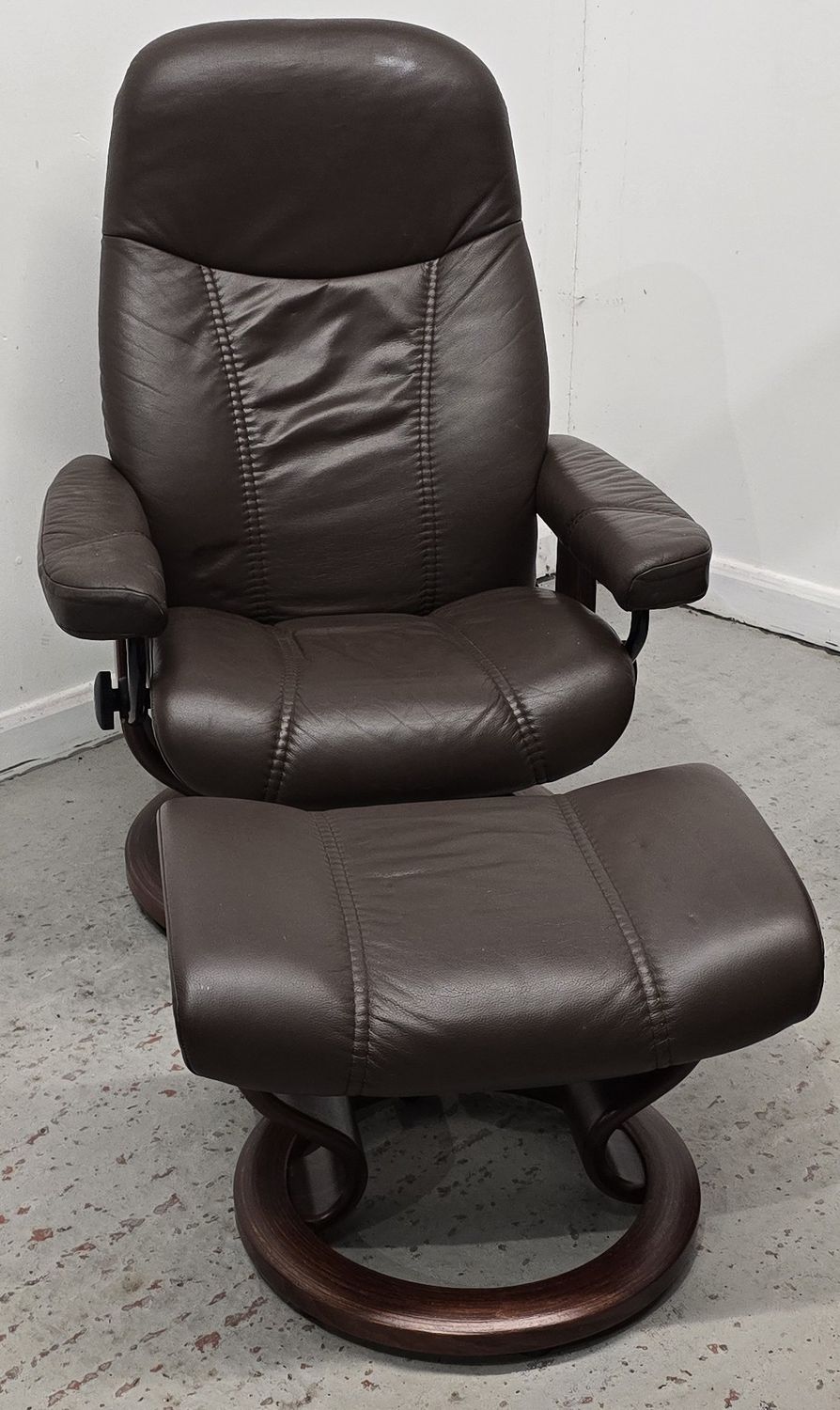 Ekornes Stressless Leather Recliner Chair &amp; Footstool