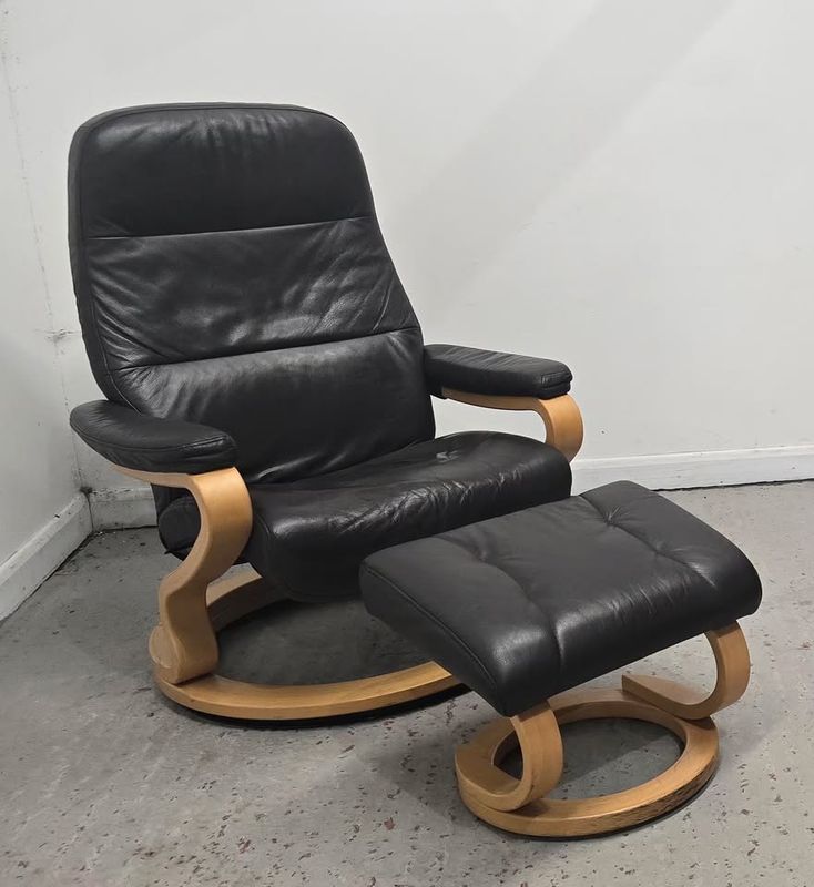 Himolla Leather Swivel Recliner Chair + Matching Footstool Medium Schoko