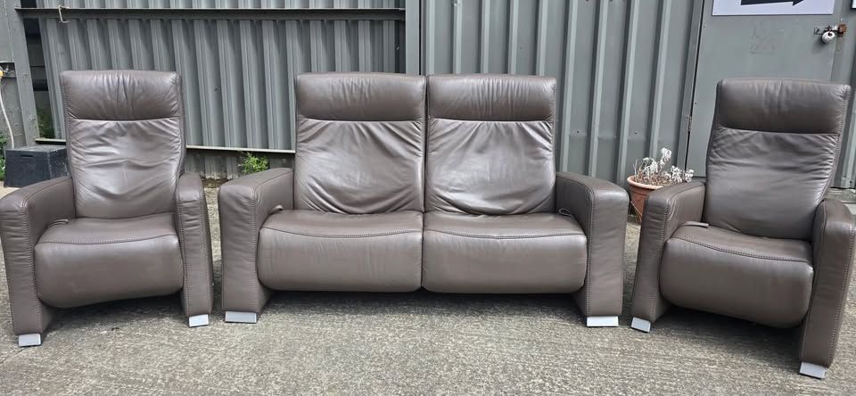 Himolla Leather 2 Seater Recliner Sofa + 2 Recliner Chairs Schlam