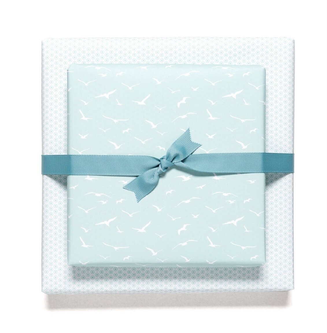 Wrapping paper - Birds on mint