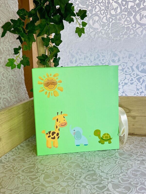 Baby keepsake box
