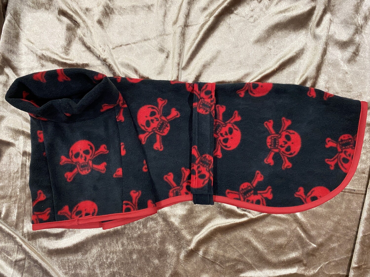 HANDMADE WITH LOVE - 28" Red Pirate Skull & Crossbones on Black Fleece with Red contrasting binding