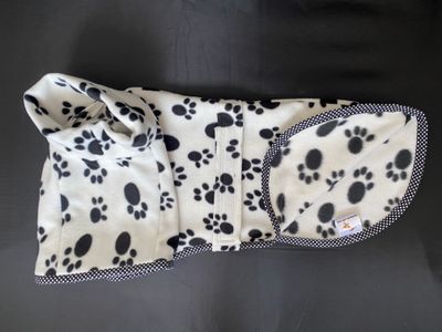 26&quot; Paw Prints Single Layer Fleece with Short Double Layer Polo Neck