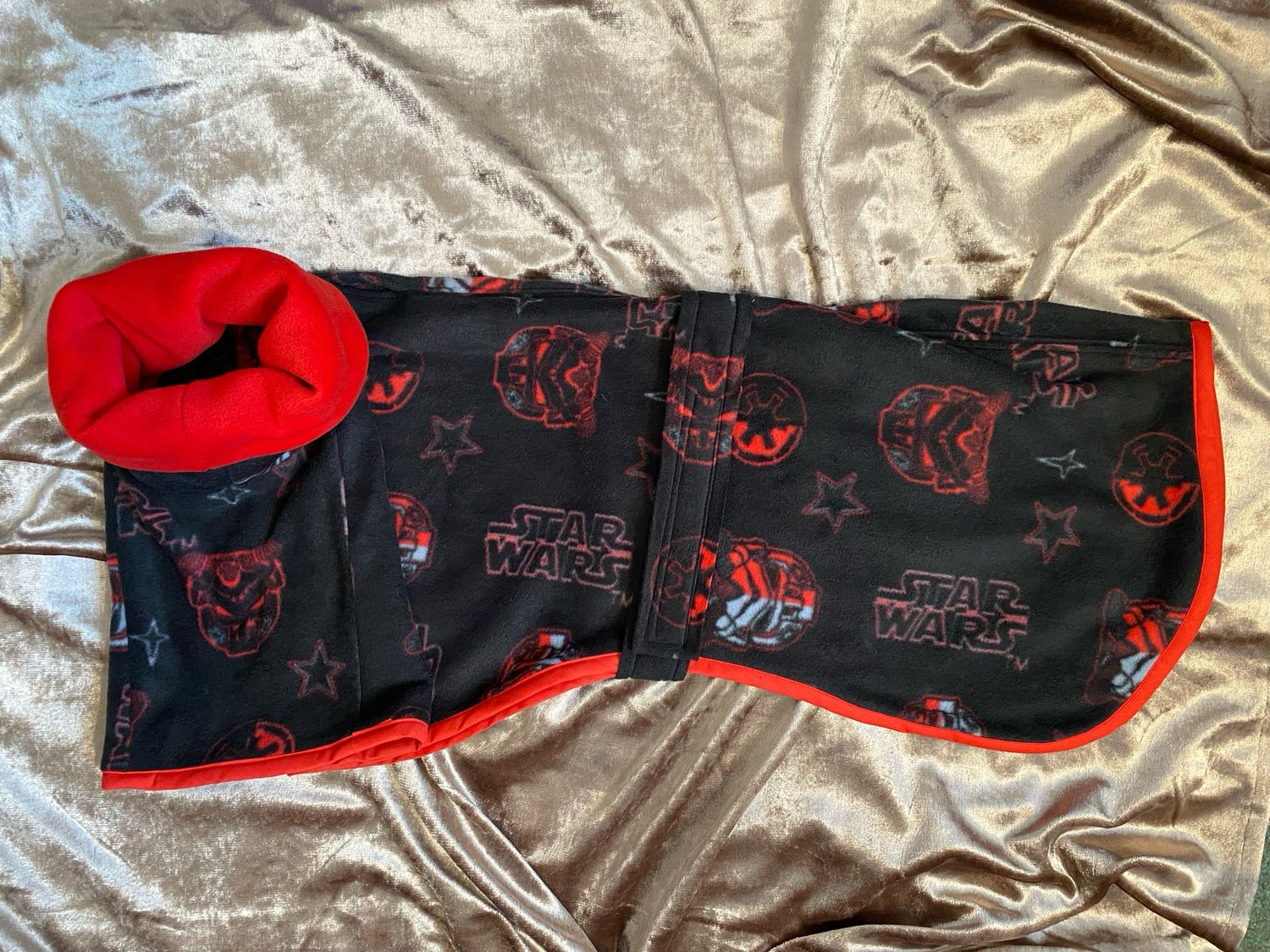 30” Star Wars Fleece With Harness Hole And Long Double Layer Snood Neck