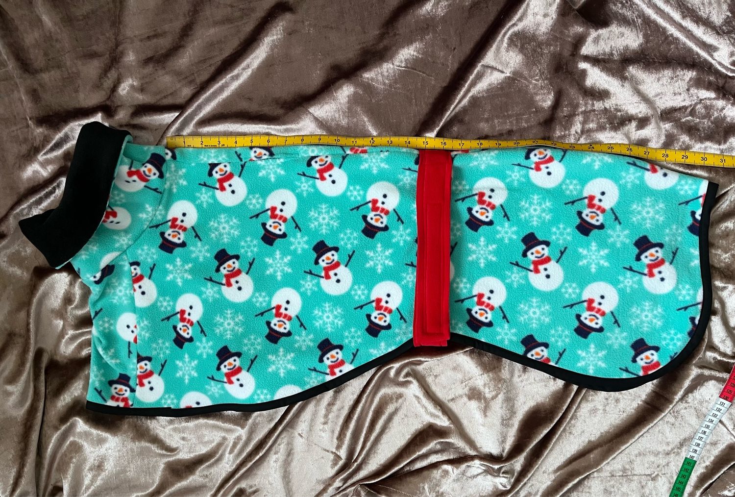 31” Turquoise Snowman With Harness Hole And Long Double Layer Snood