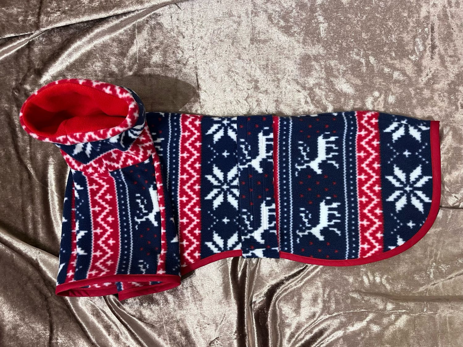 28” Nordic Christmas Reindeer Single Layer Fleece And Long Snood Neck