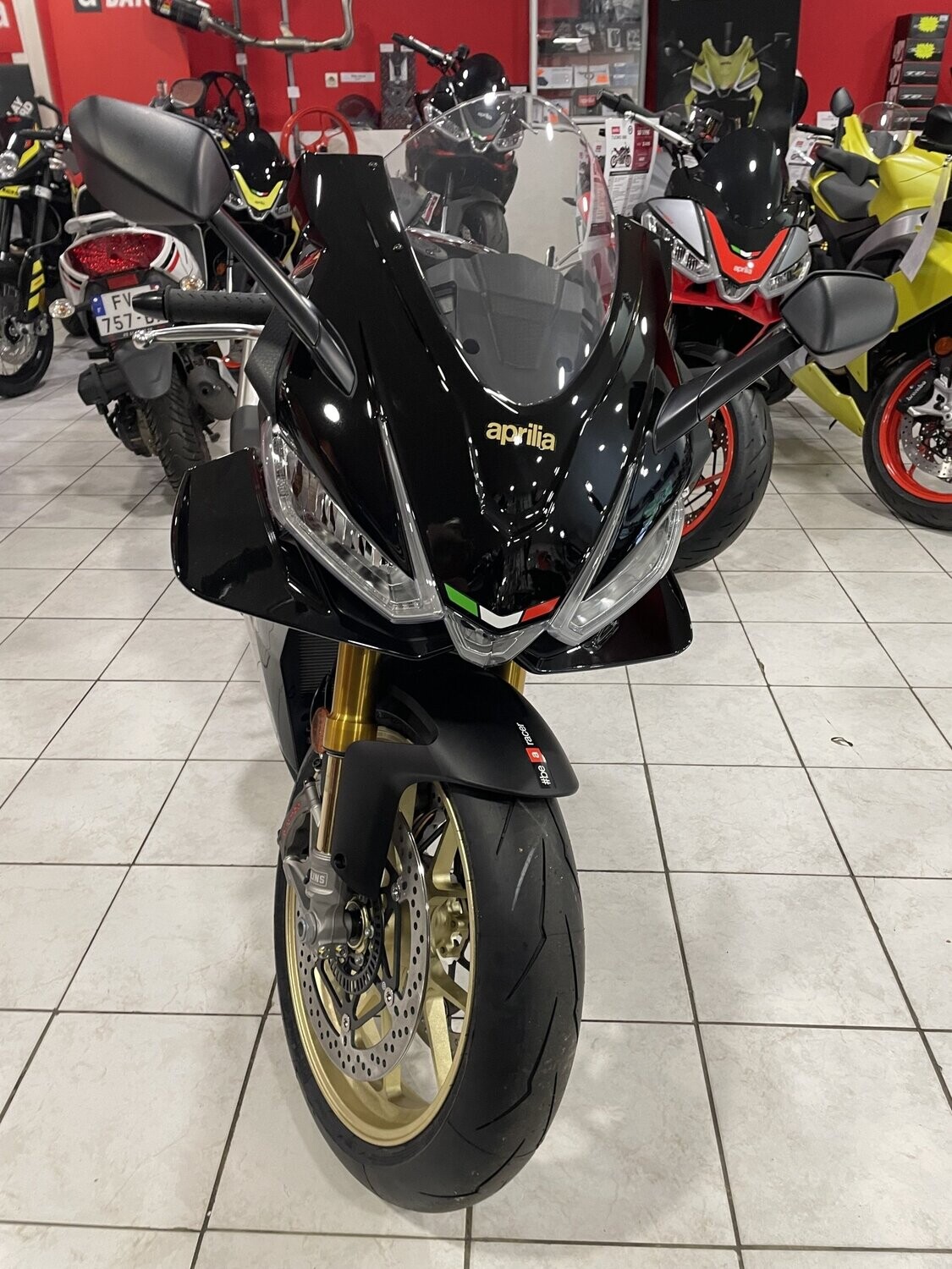 APRILIA RSV4 et TUONO FACTORY