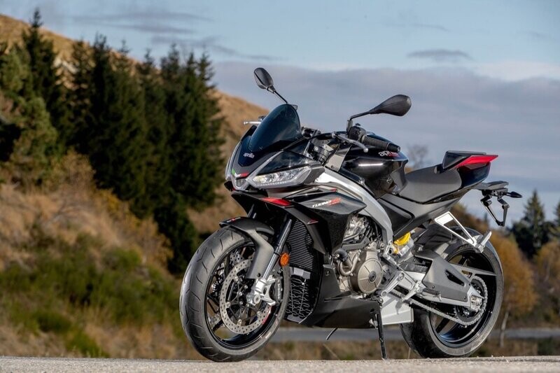 APRILIA TUONO 660 FACTORY