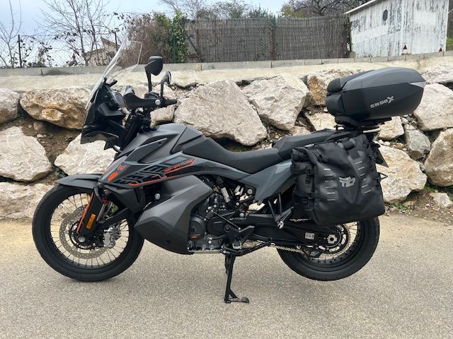 890 ADVENTURE L