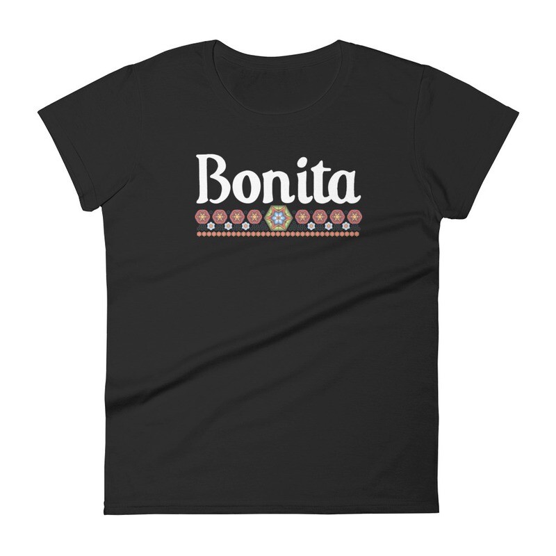 Bonita Huichol Women&#39;s T-shirt