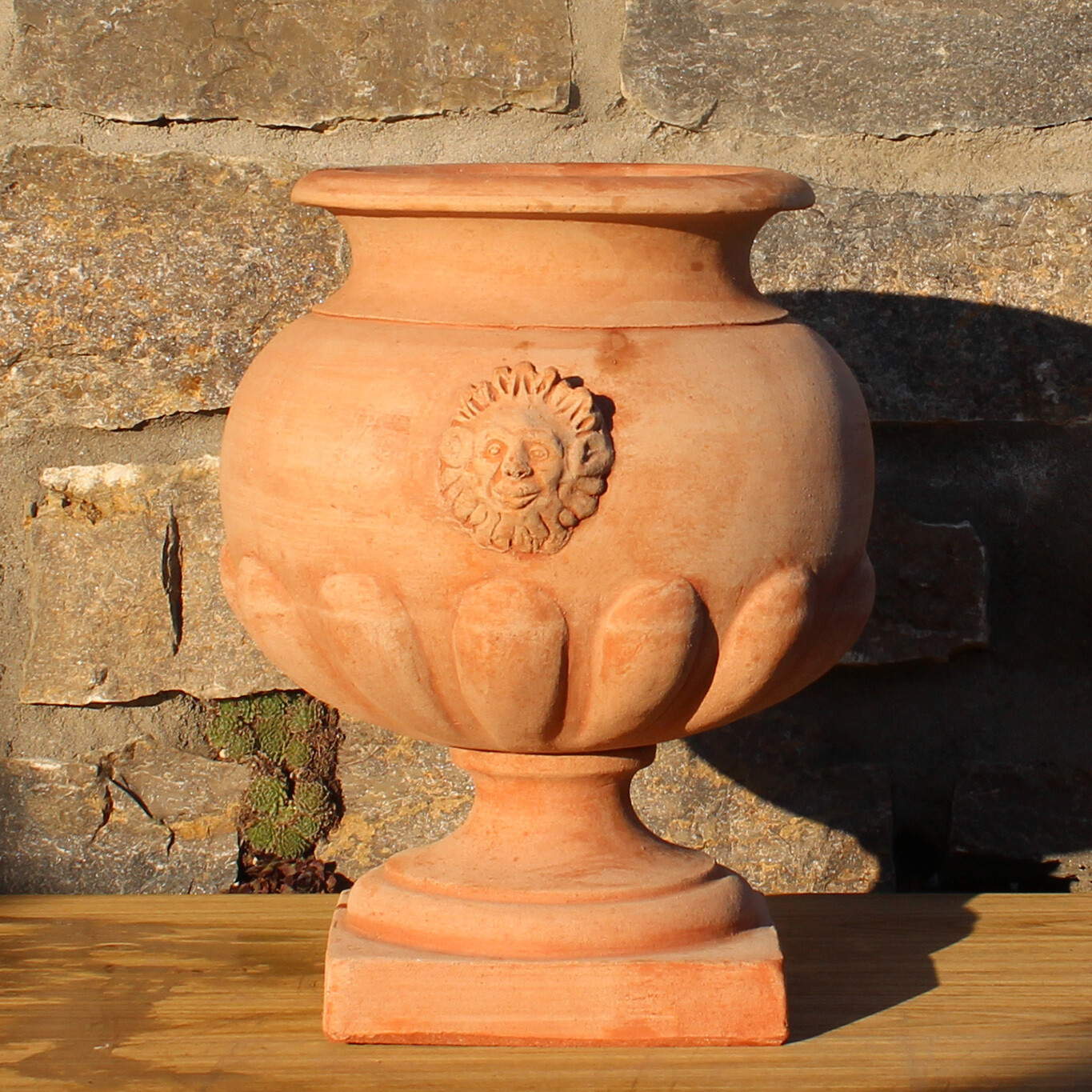 Pokal &quot;Vaso a palla con maschere e piede&quot;, Ø 37 | Höhe 41 cm