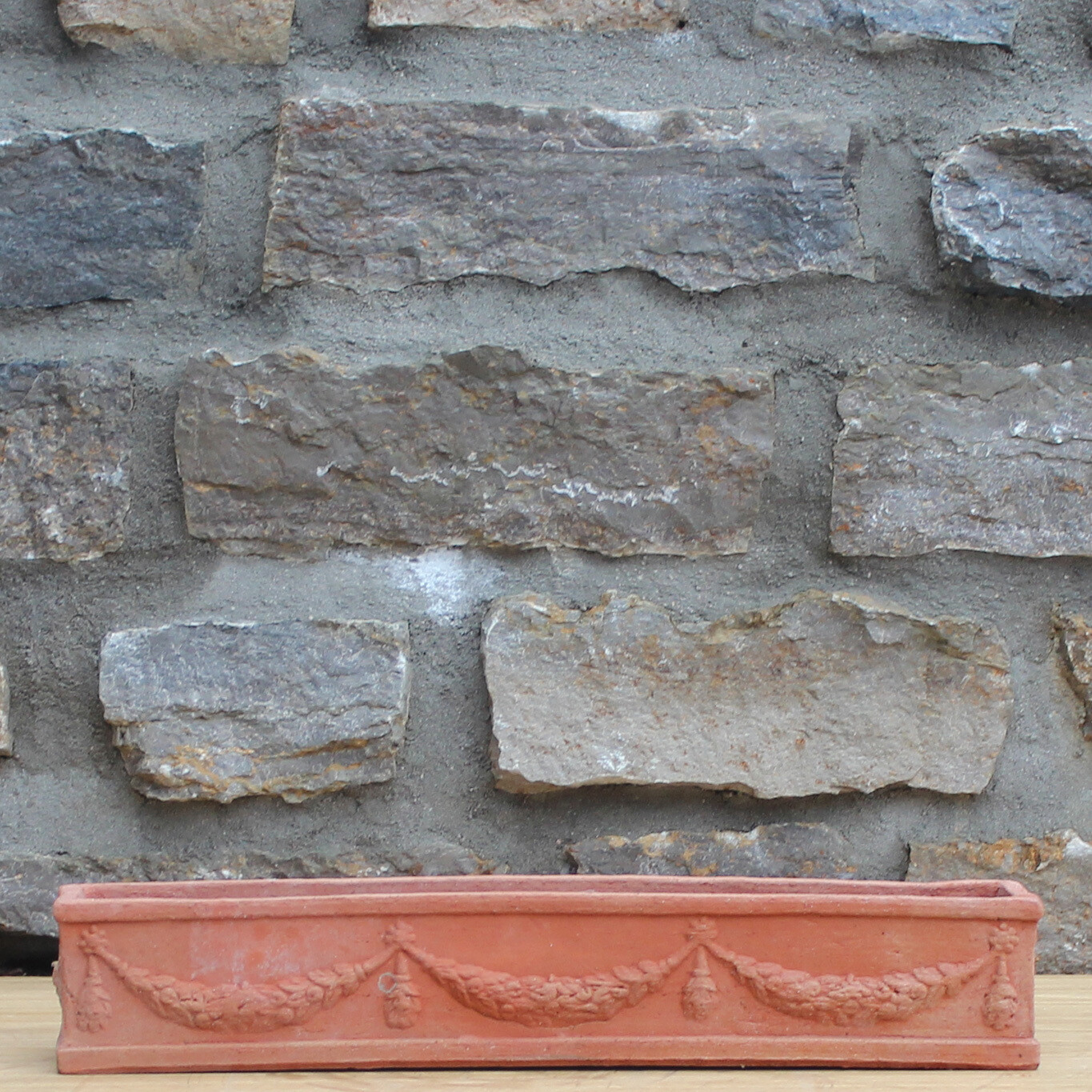 Blumenkasten/Pflanzkasten, verziert und schmal, L. 55 | T. 12 | H. 10 cm