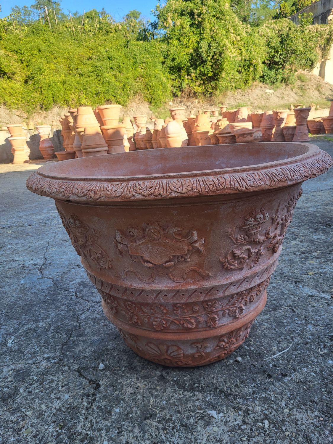 Pflanztopf Ornato con Stema