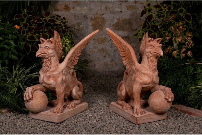 Impruneta Terracotta Mital Griffon Kugel Rechts
