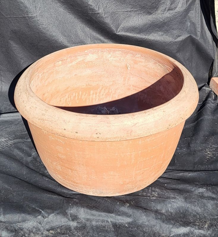 STABILER PFLANZTOPF Liscio Baso Ø Innen 60 cm | Ø Aussen 75 cm | Höhe 40 cm STABILER PFLANZTOPF Liscio Baso Ø Innen 60 cm | Ø Aussen 75 cm | Höhe 40 cm