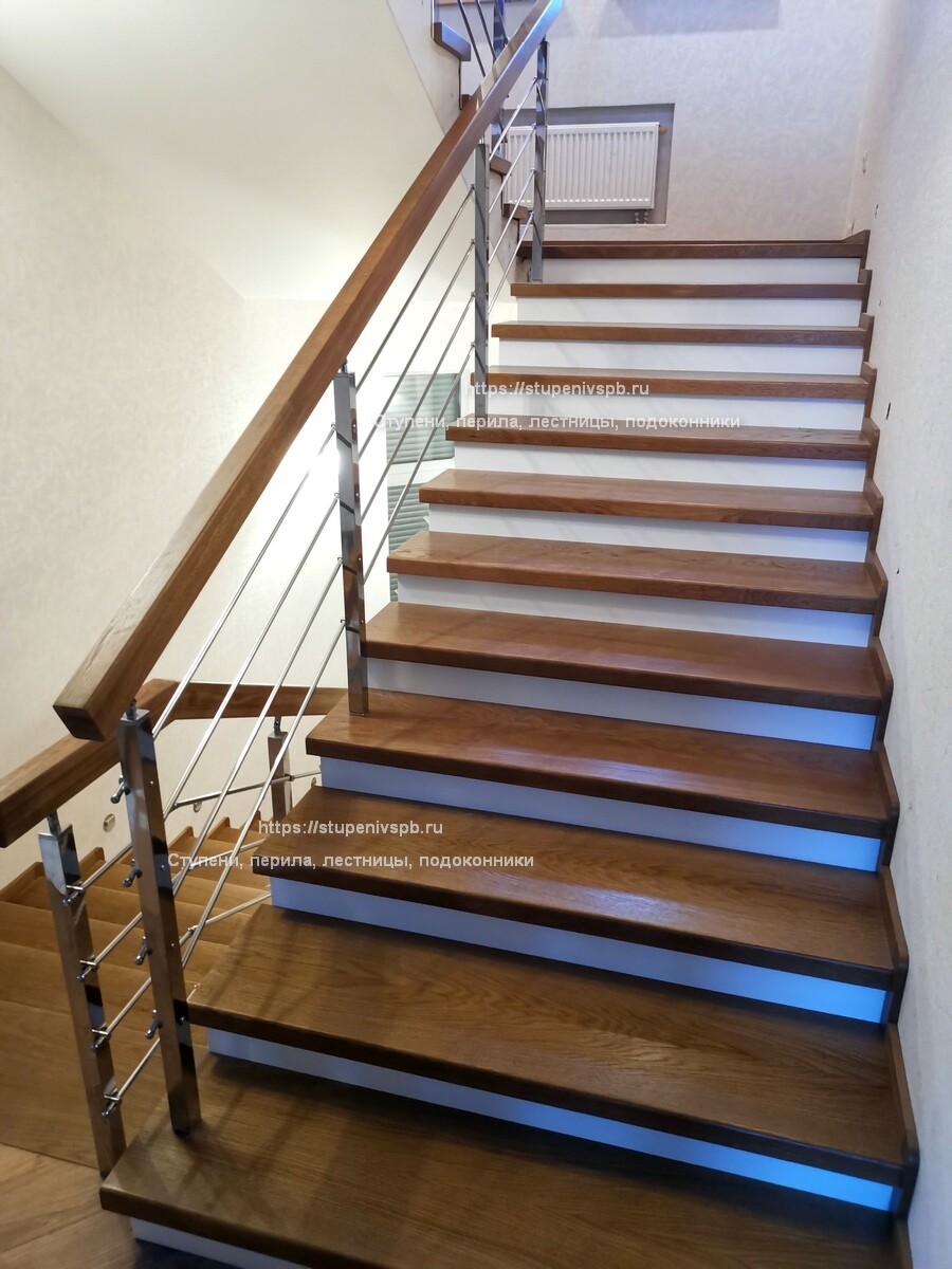 Балясины 40*40 мм и облицовка бетонной лестницы