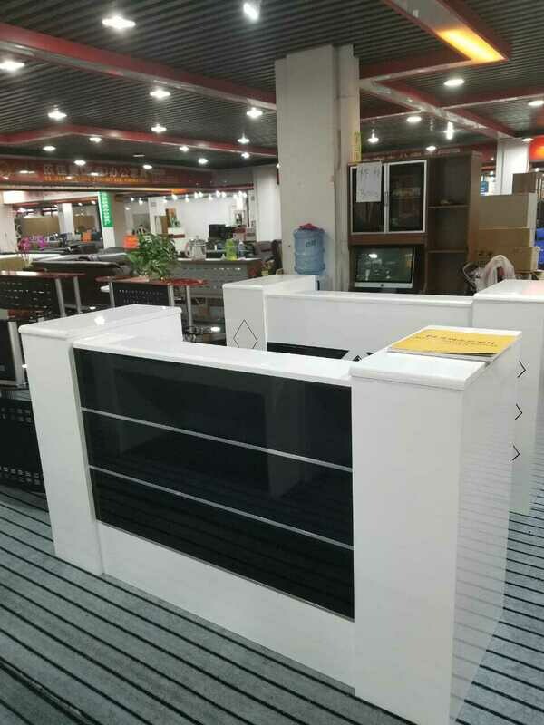 Reception Desk 1.8m