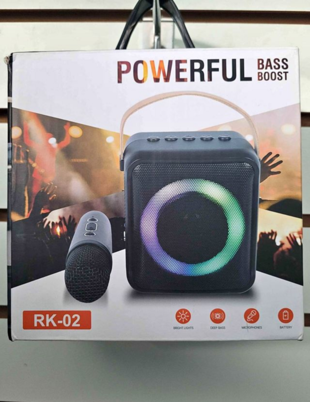 Mini Bocina Recargable con microphone