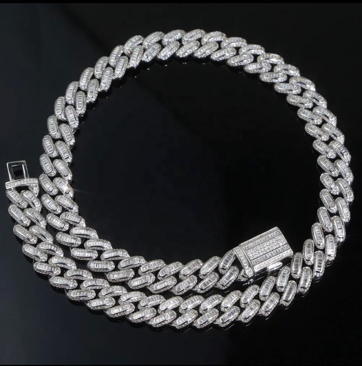 Iced Out Cuban Link Chain - Men