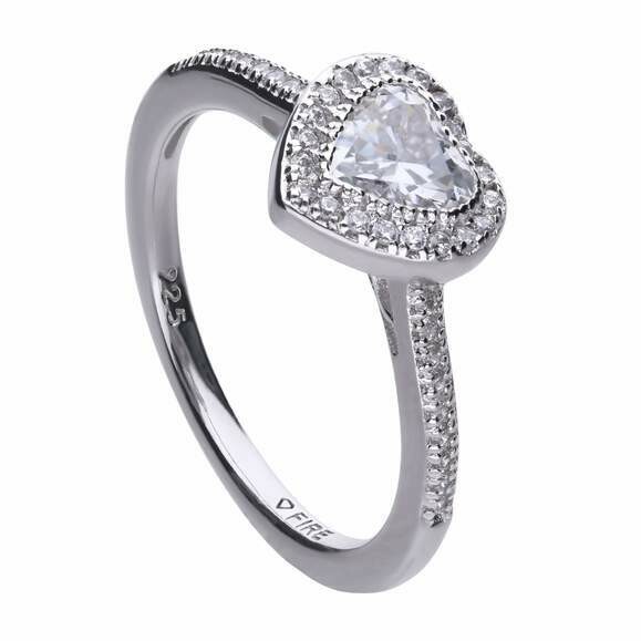 ANILLO DIAMONFIRE ROSETÓN CORAZÓN