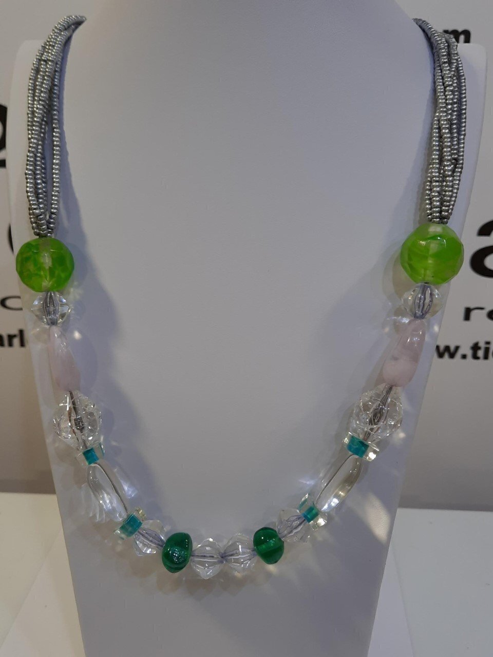 COLLAR GUESS