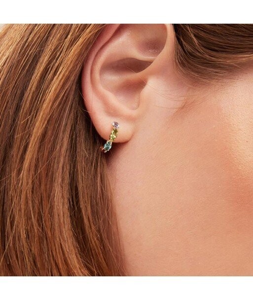 VICTORIA CRUZ Pendientes curvos multicolor de Arisa bañados en oro
