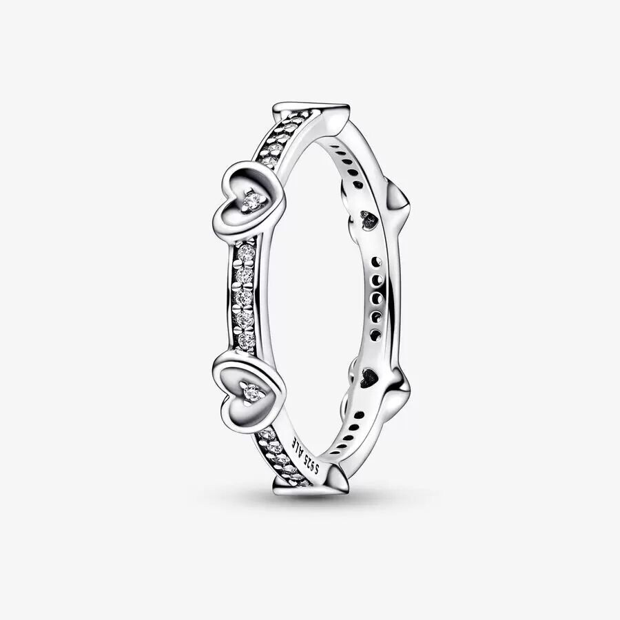 Anillo  Pandora Corazones Radiantes Brillantes