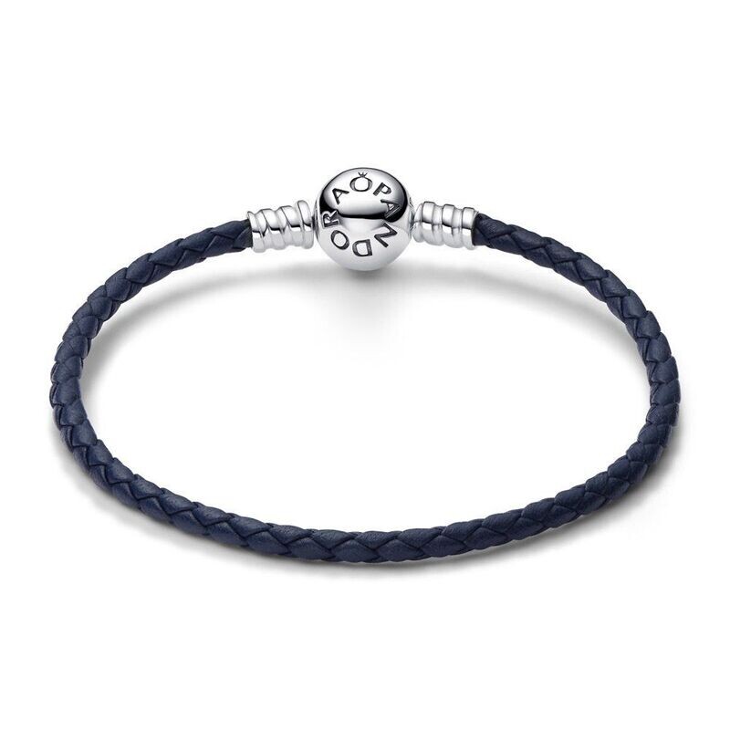 Pulsera Pandora de Cuero Trenzado Azul con Cierre Redondo de Pandora Moments