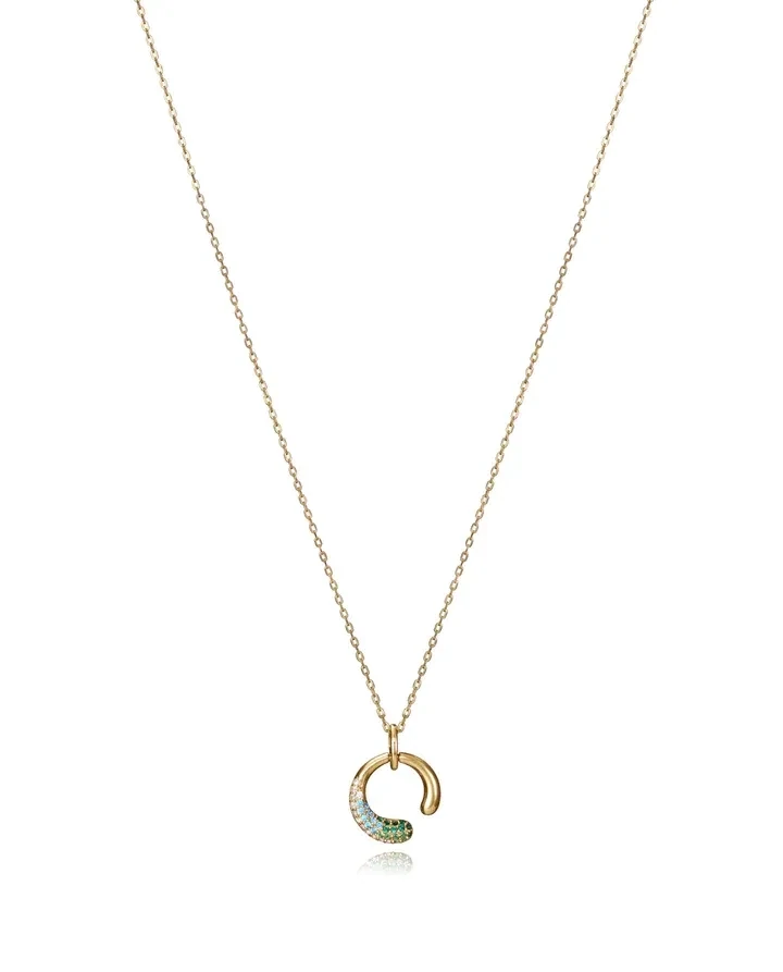 Collar viceroy  Elegant de plata de ley con baño de oro , colgante de aro abierto con circonitas verdes, azules y blancas
