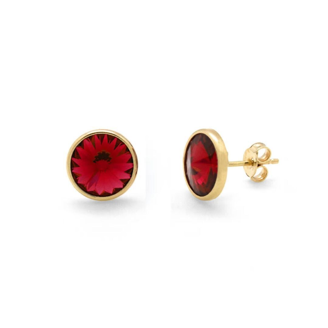 Pendientes botón círculo rojo bañados en oro
