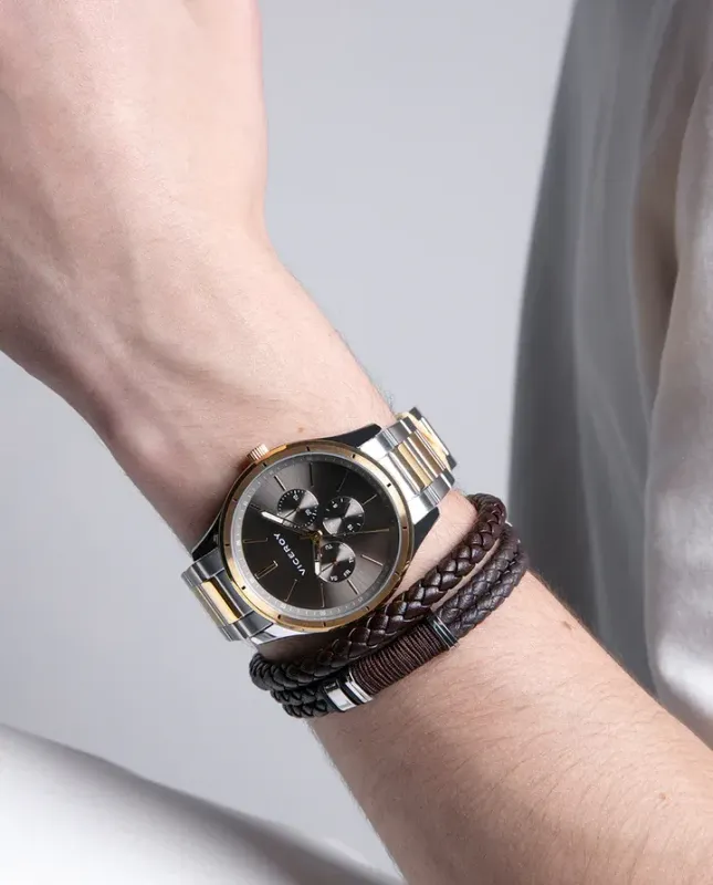 Pulsera doble de piel marrón trenzada con motivo de cordón marrón y detalles de acero