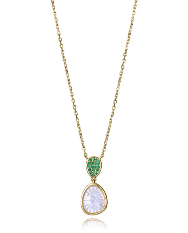 Collar de plata de primera ley con baño de oro con circonitas verdes y colgante con madre perla