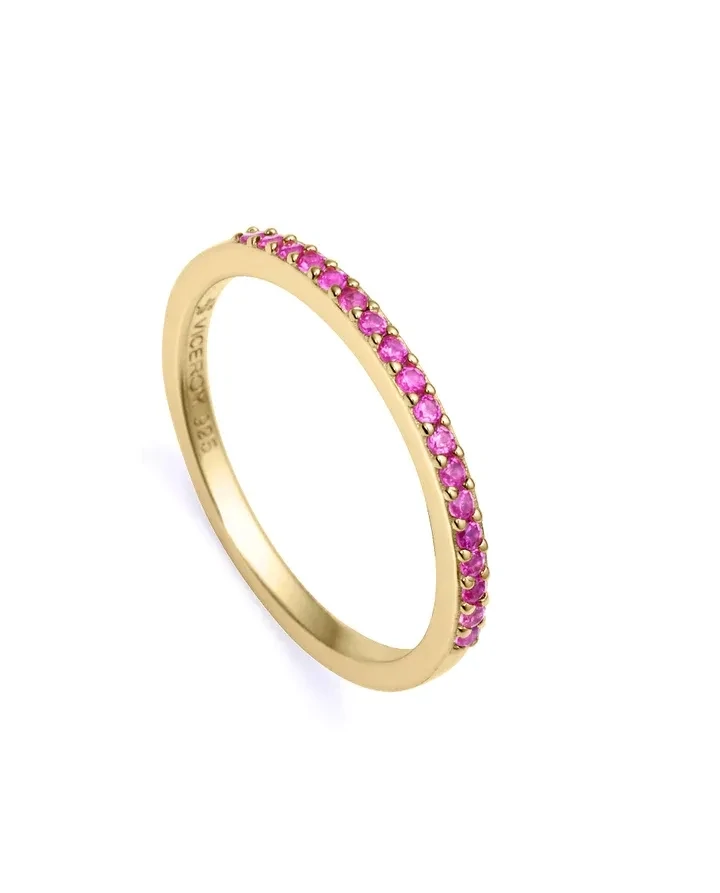 Anillo viceroy Trend de plata de ley con baño de oro y fila de circonitas en color rosa Anillo viceroy Trend de plata de ley con baño de oro y fila de circonitas en color rosa
