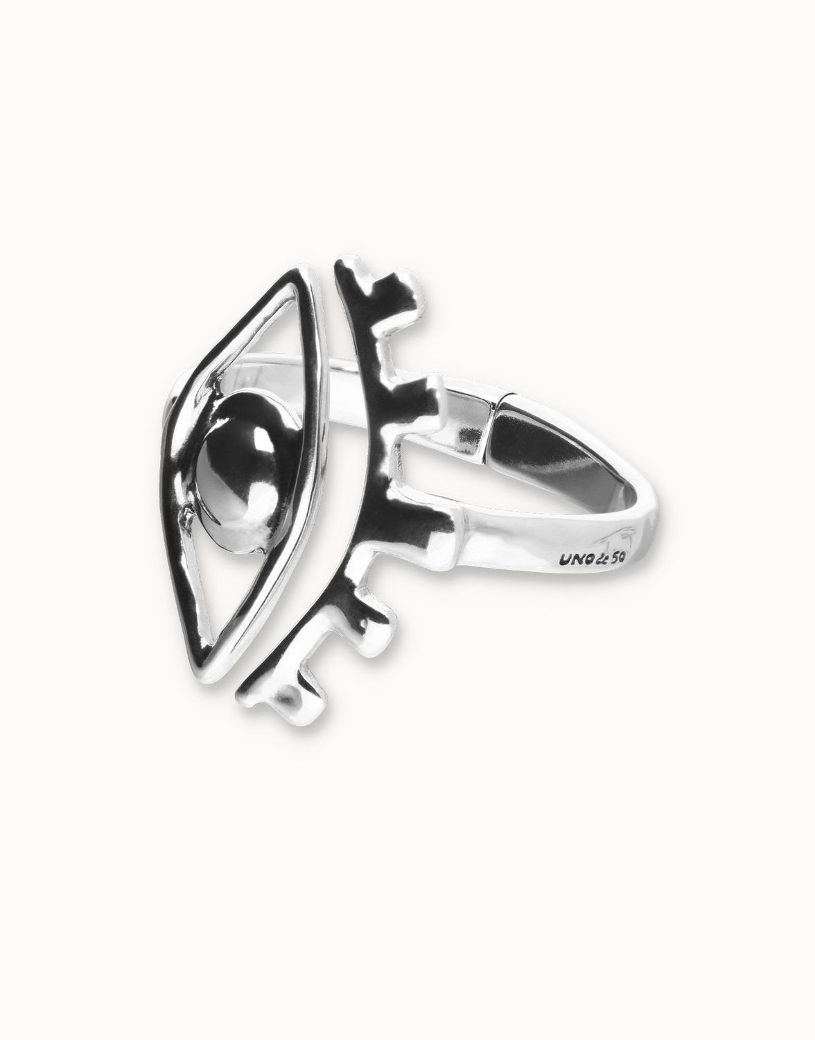 Pulsera rígida bañada en plata con detalle de ojo