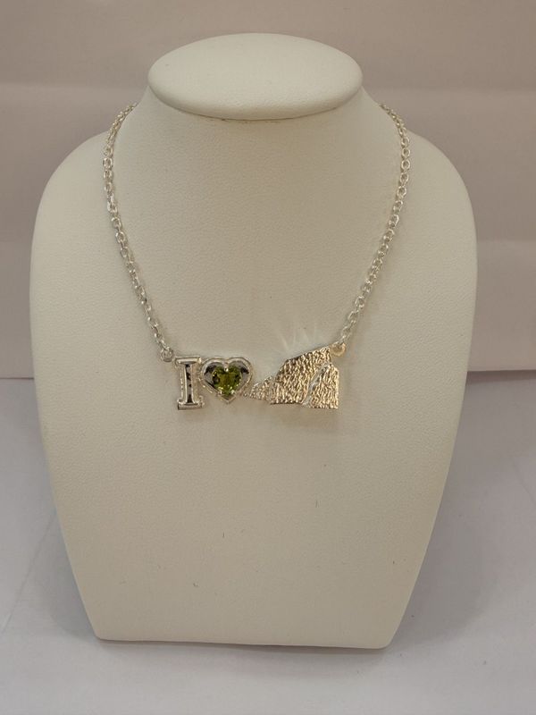 COLLAR ACANTILADOS OLIVINA