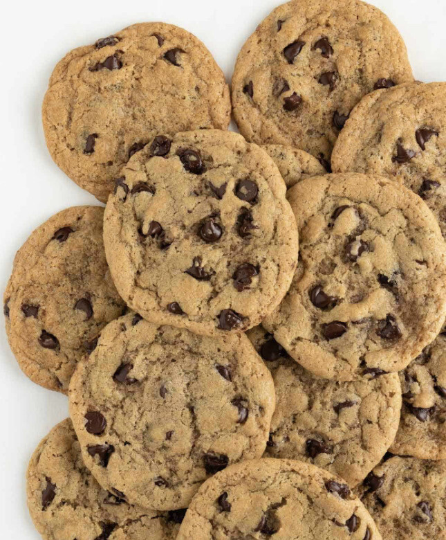 (4) Vegan Chocolate Chip Cookies