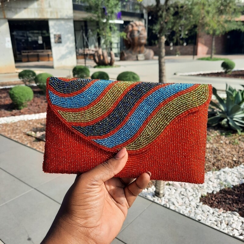 Brunette Clutch