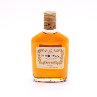 Hennessy Classivm & V.S.O.P セット200ml×3 1825555214.jpg