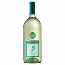 Barefoot Moscato - 1.5LT
